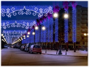 χριστουγεννιάτικος στολισμός με φωτεινά αστέρια στην Κύπρος